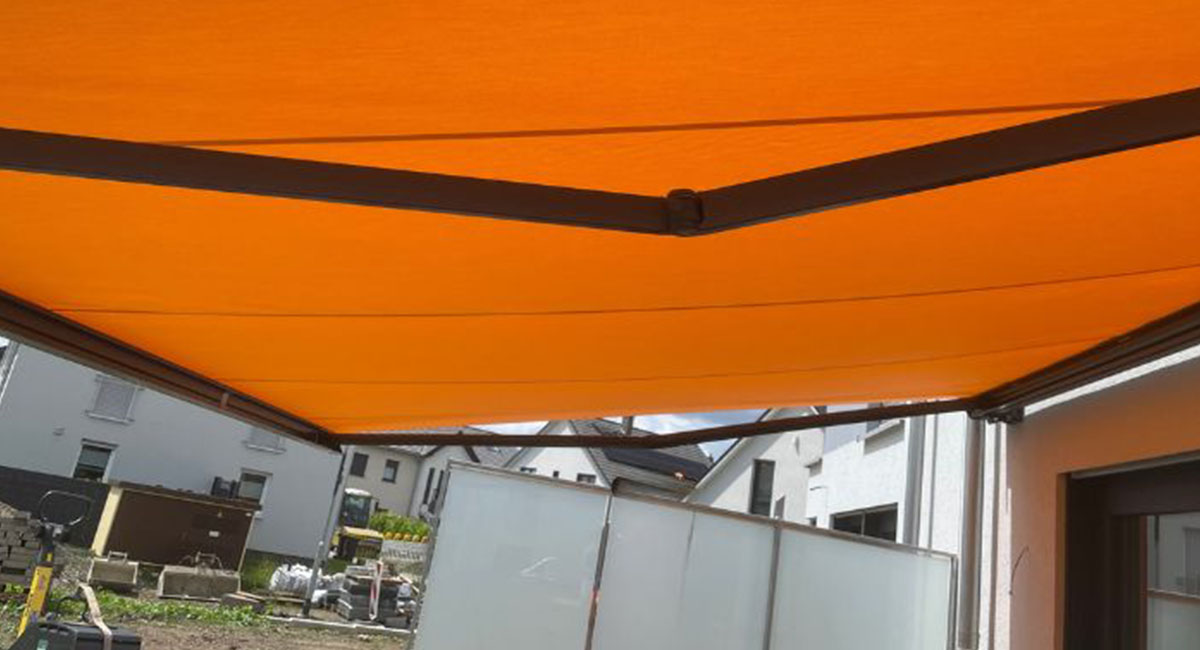 MOBAU Trendline Kassettenmarkise in einem Privathaushalt in Burscheid